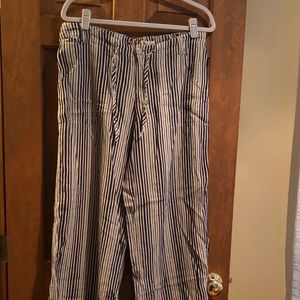 Wide leg striped pant